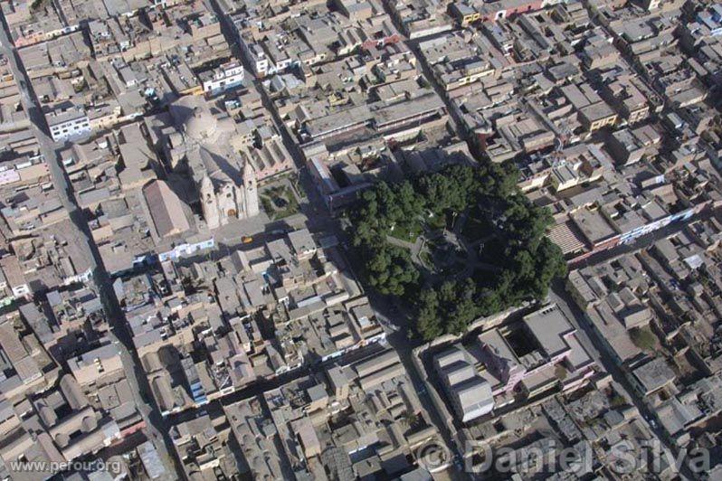 Vue aérienne de la ville, Moquegua