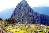 Vue générale. Au fond, le Wayna Picchu, Machu Picchu
