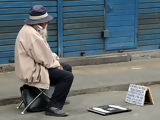 Vendeur proposant de se peser, Lima