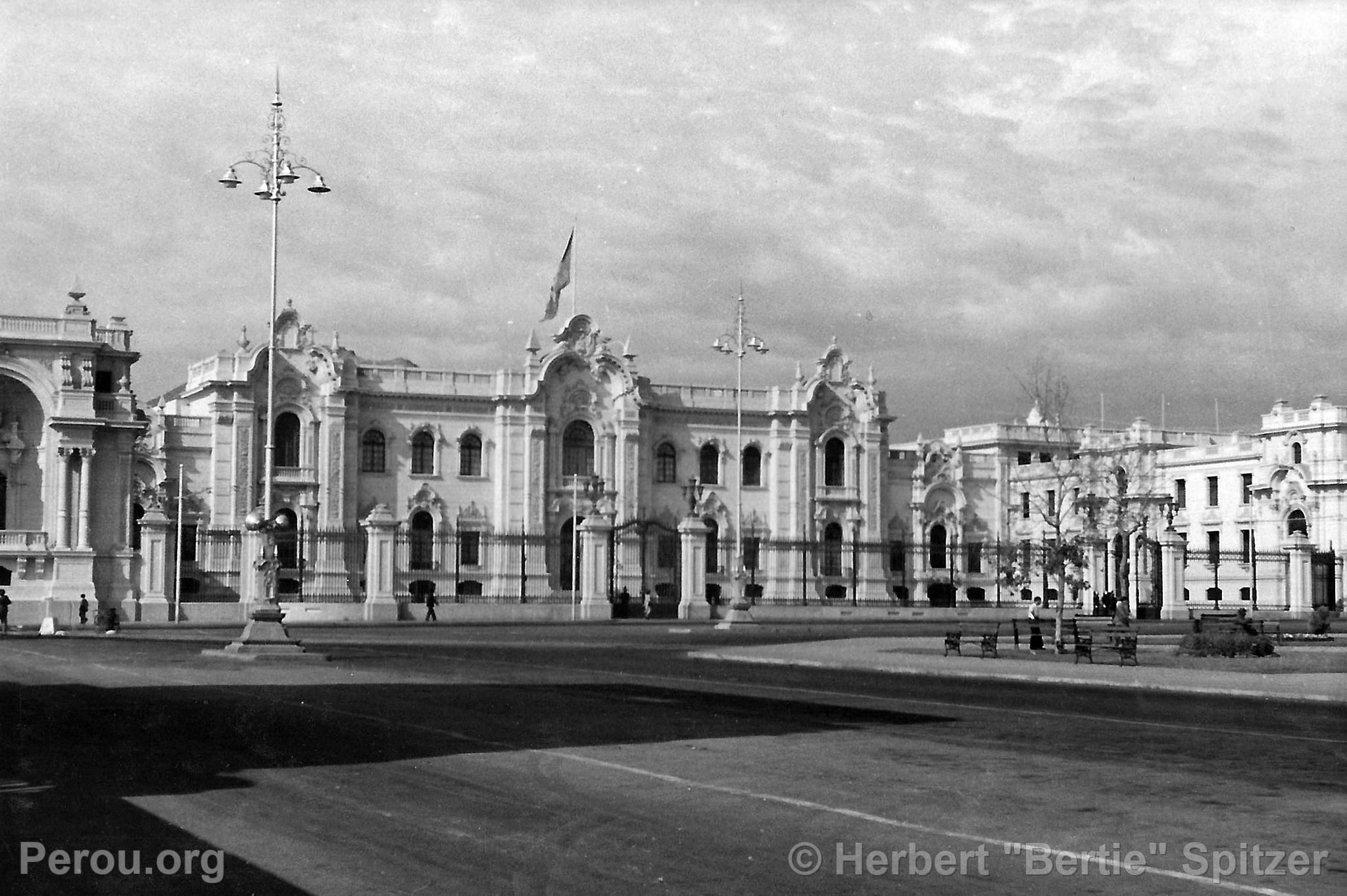 Palais du Gouvernement, Lima