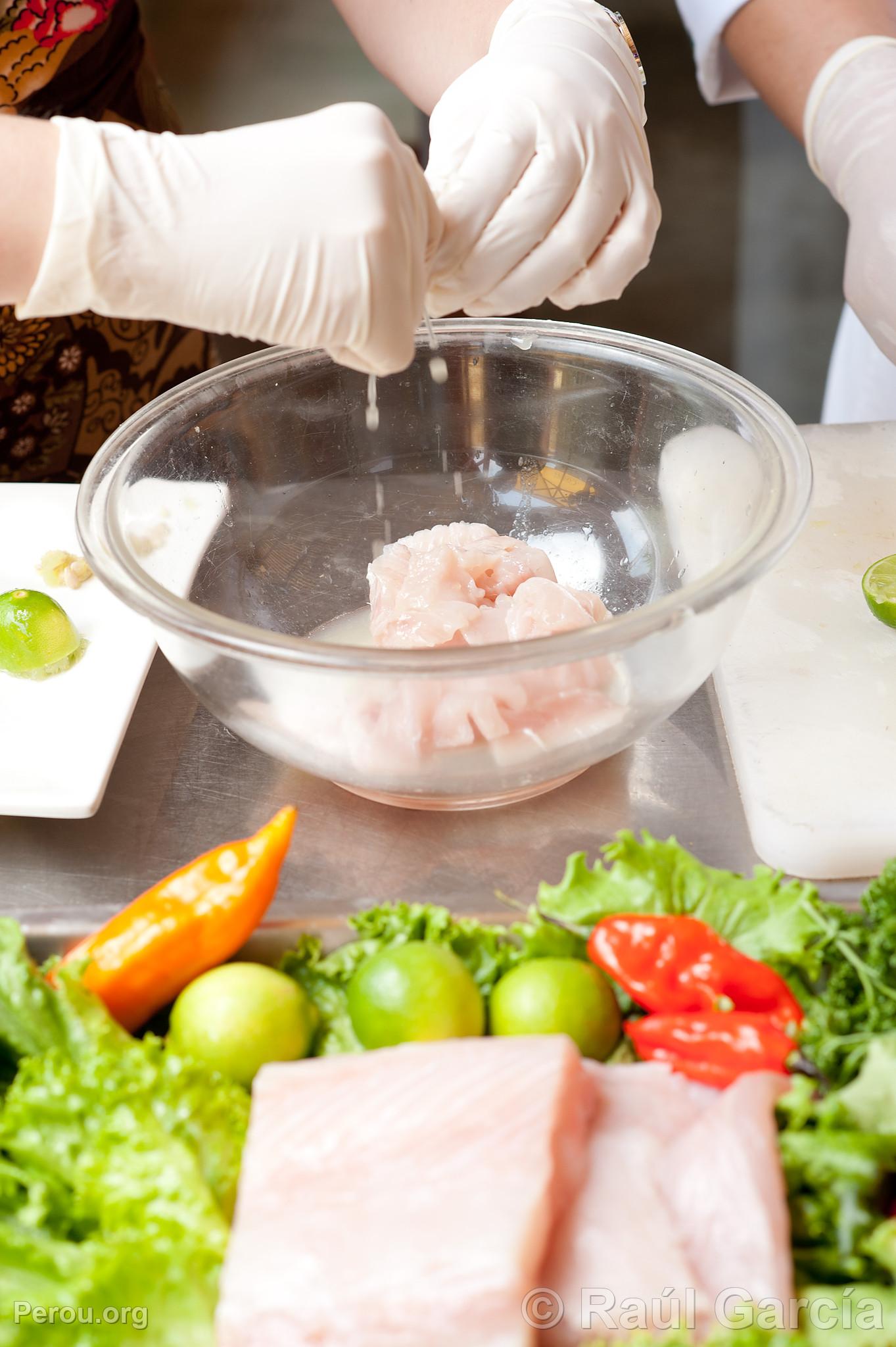 Prparation de ceviche