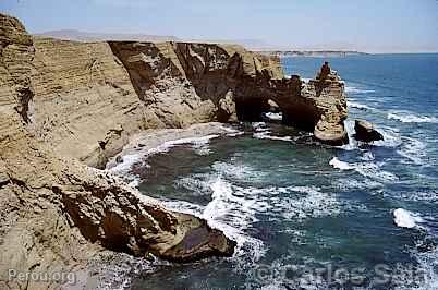 Cathdrale, Paracas