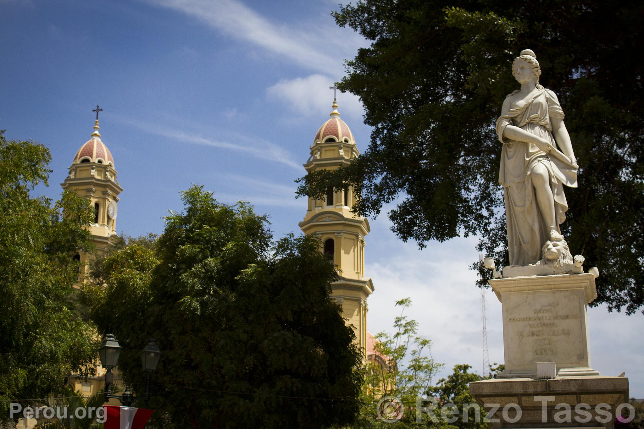 Place d'Armes de Piura