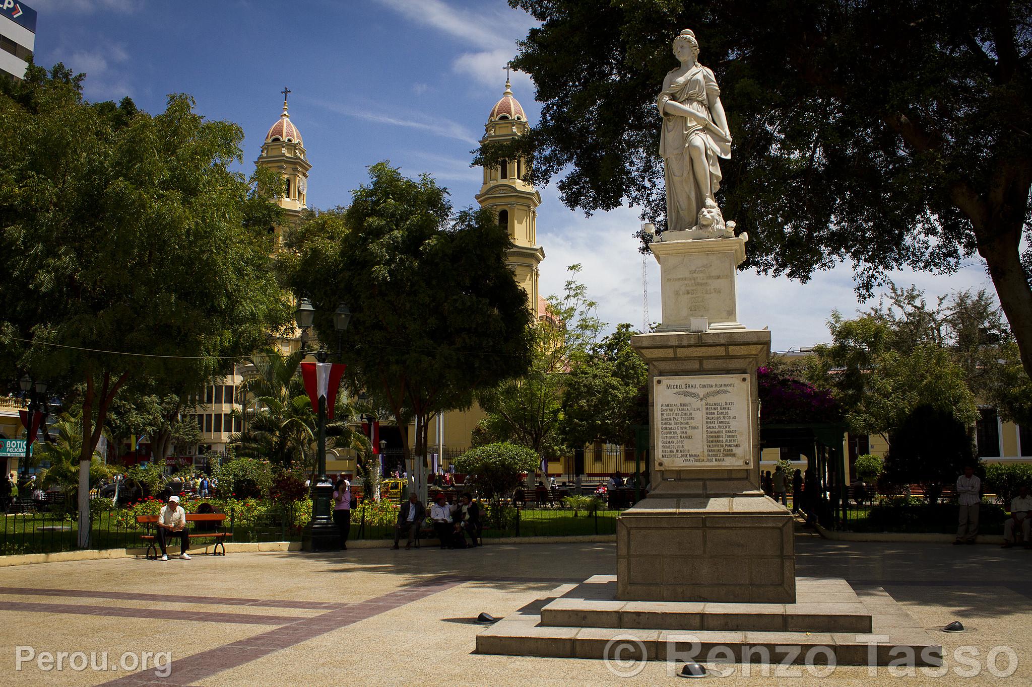 Place d'Armes de Piura