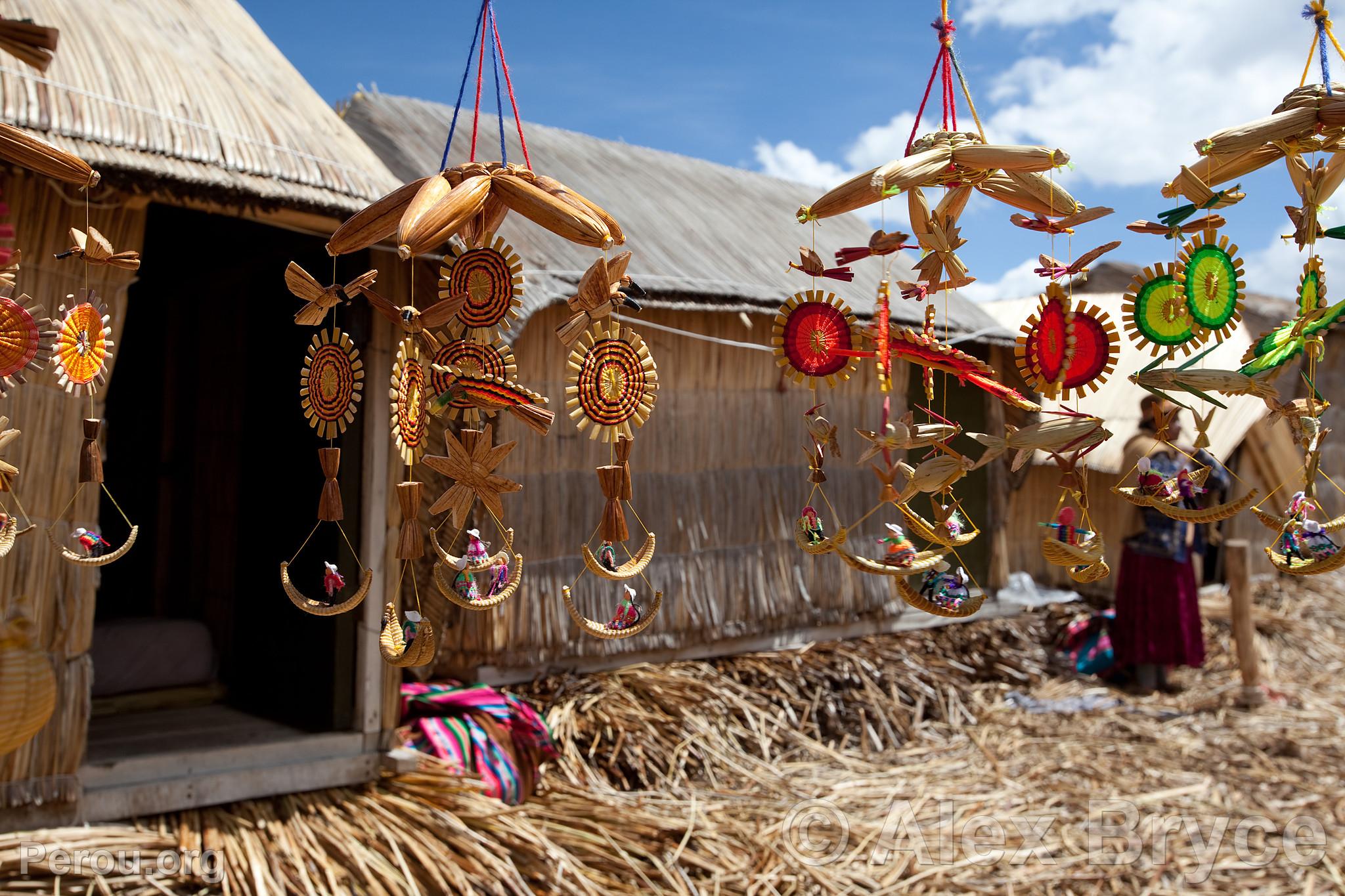 Artisanat sur les les des Uros