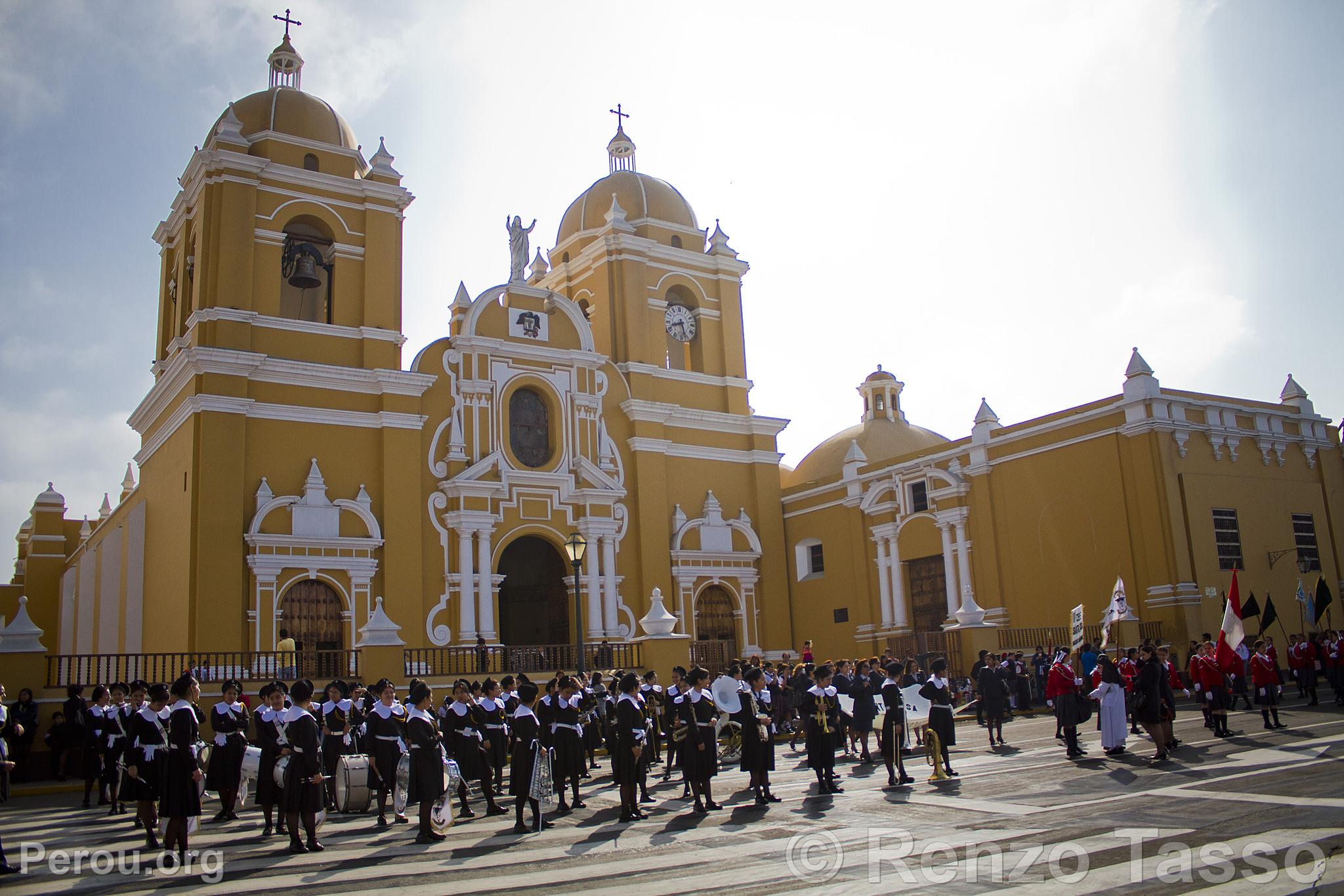 Place d'Armes, Trujillo