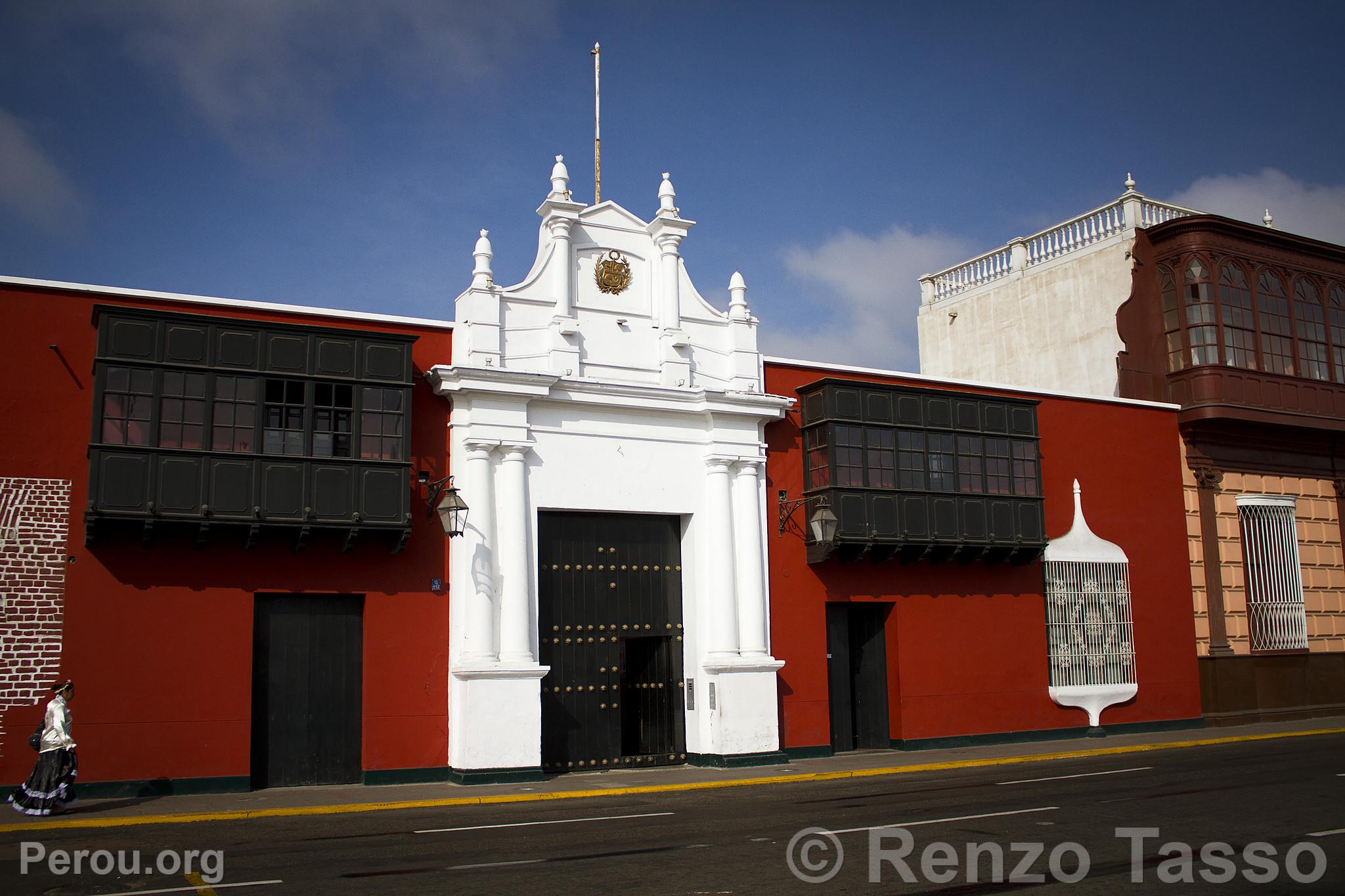 Place d'Armes, Trujillo