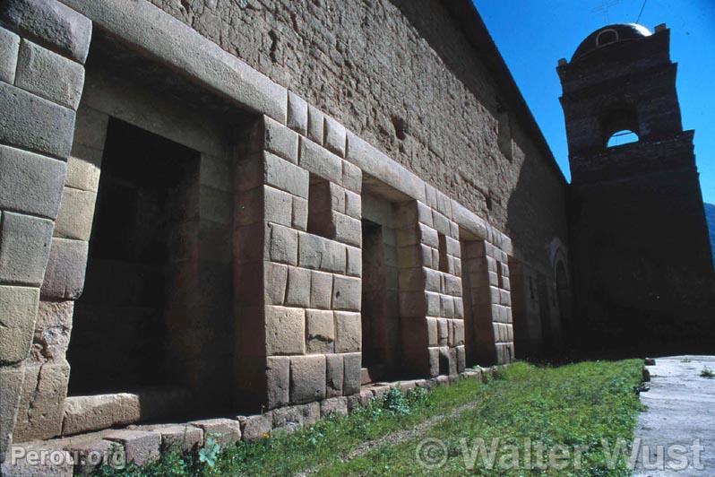 glise de San Juan Bautista, Huaytar