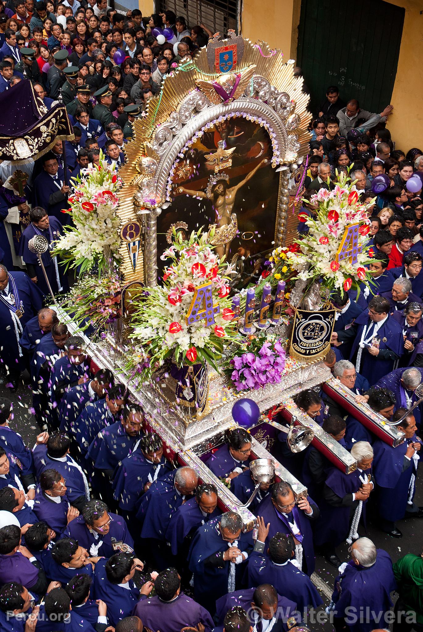 Procession du Seigneur des Miracles