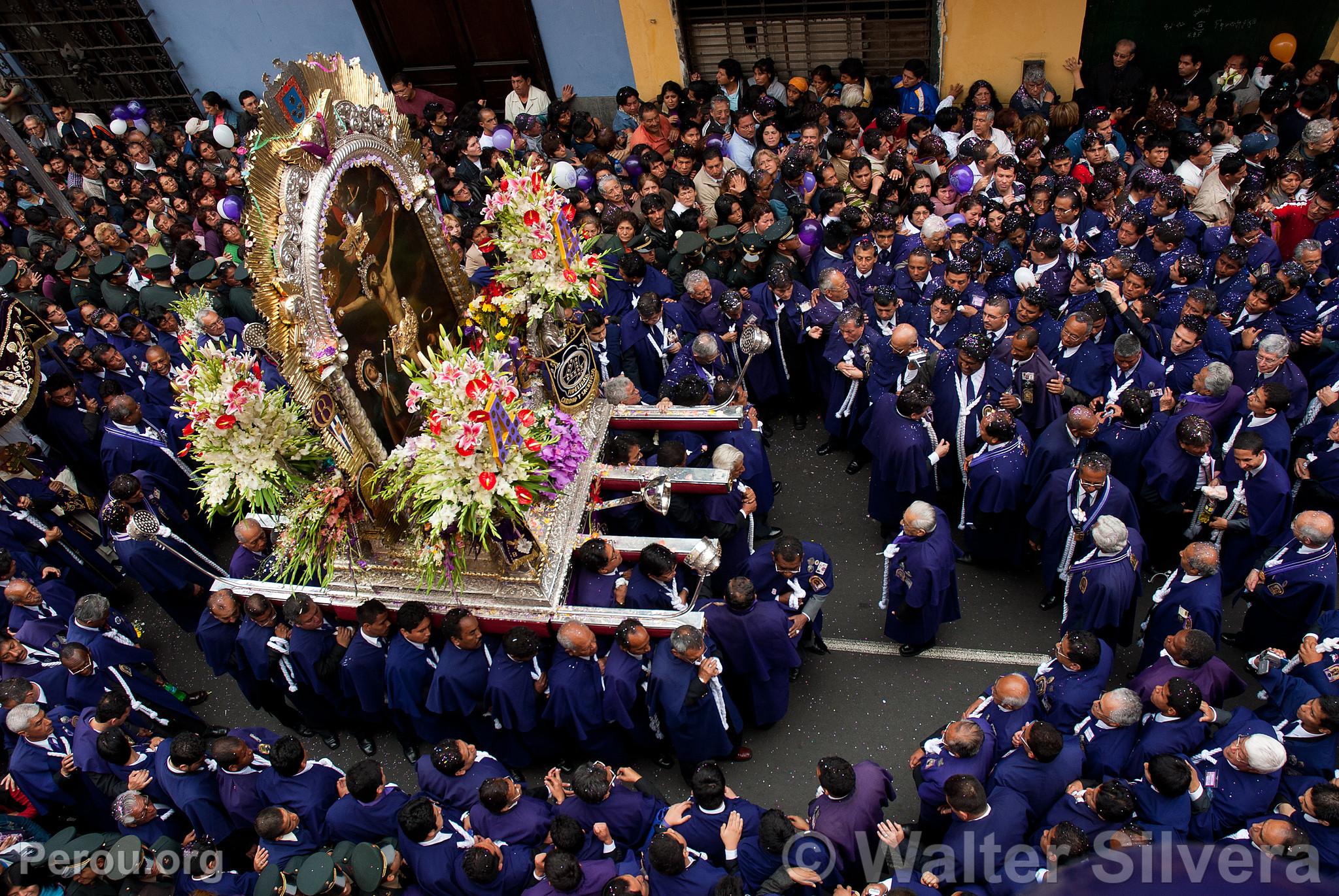 Procession du Seigneur des Miracles