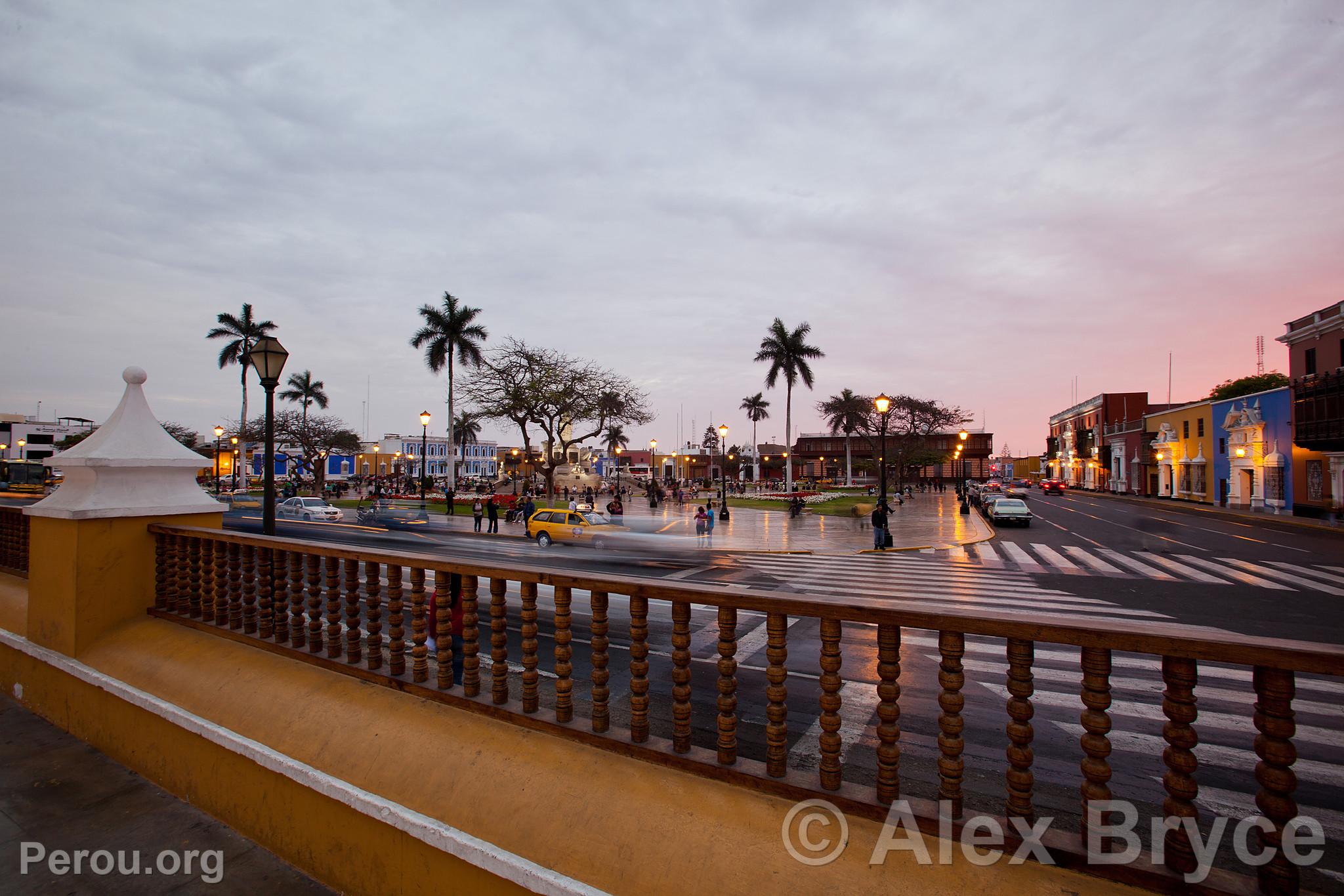 Place d'Armes, Trujillo