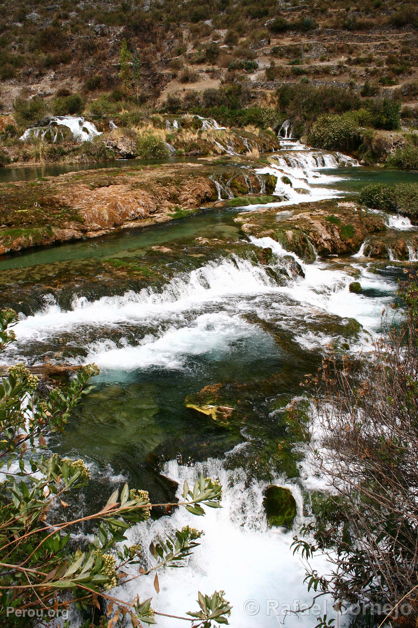 Chutes d'eau à Huancaya