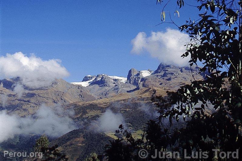 Sanctuaire National de Ampay