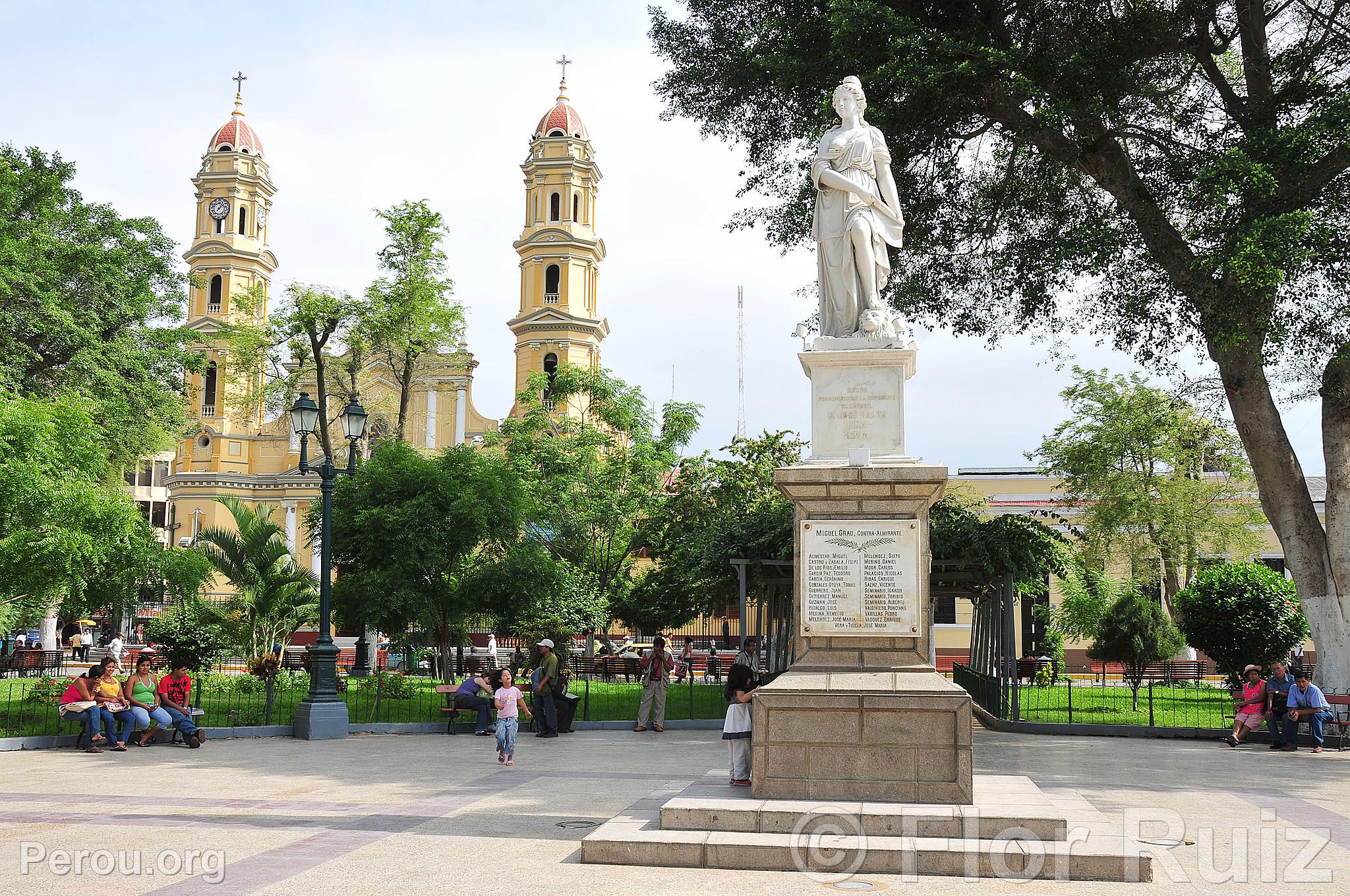 Place d'Armes de Piura