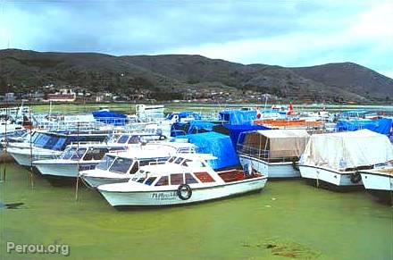 Bateau sur le lac, Puno