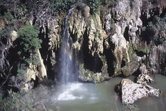 Chute d'eau en entrant à Huancavelica