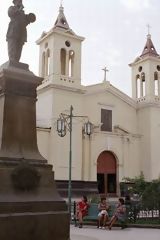 Cathdrale sur la Place d'Armes, Piura