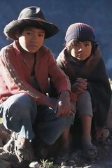 Enfants à Toquepala, Tomepampa